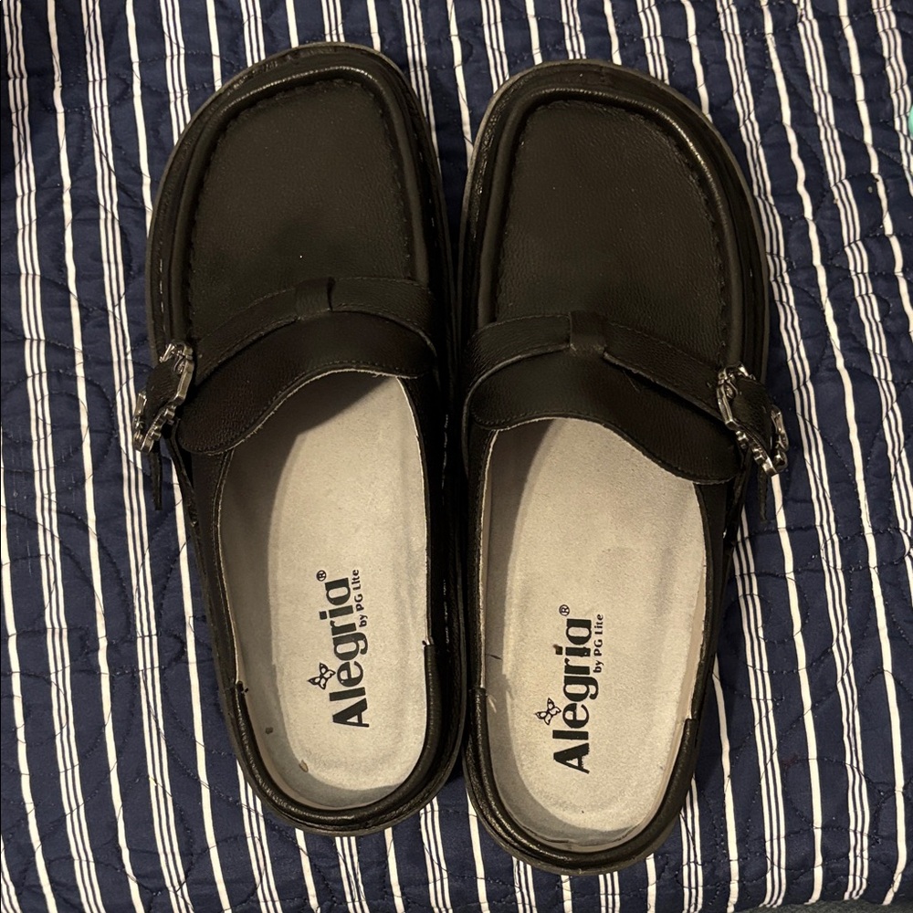Alegria Women's Classic Black Slip-Ons